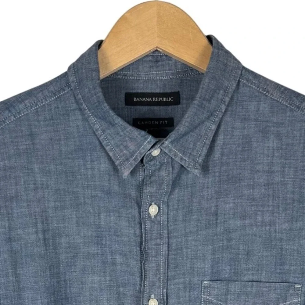 Banana Republic Cotton Chambray Camden Fit Button Down Shirt Mens Large Blue